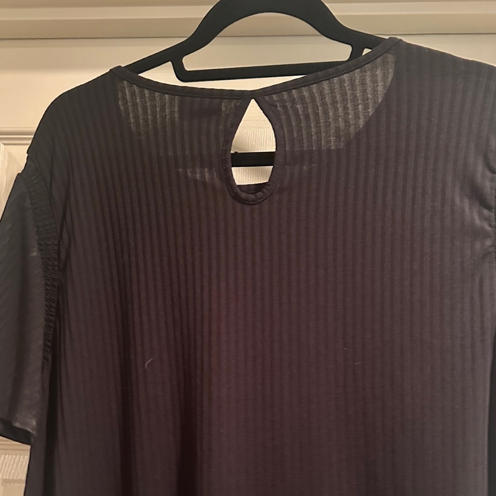 Lularoe Roselyn Black Short Sleeve Dress - Picture 2 of 3